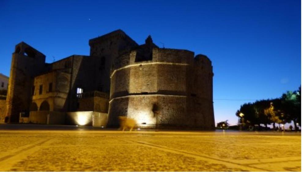 Le Scale Di Pietra Bed & Breakfast Conversano Exterior photo